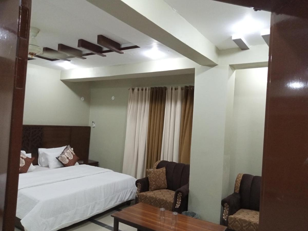 Hotel Al Markaz Islamabad Esterno foto