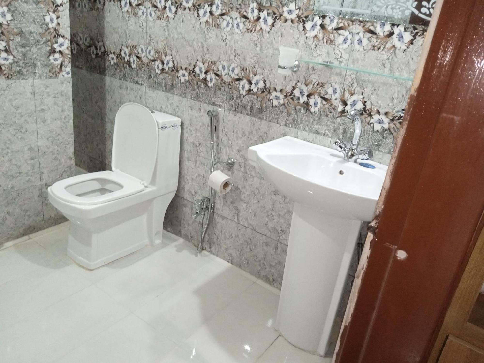 Hotel Al Markaz Islamabad Esterno foto