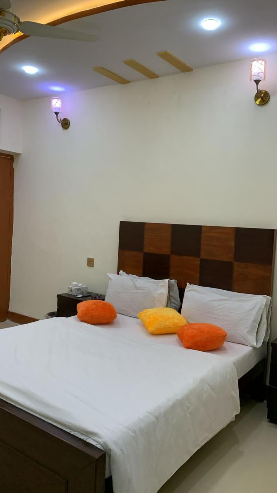 Hotel Al Markaz Islamabad Esterno foto