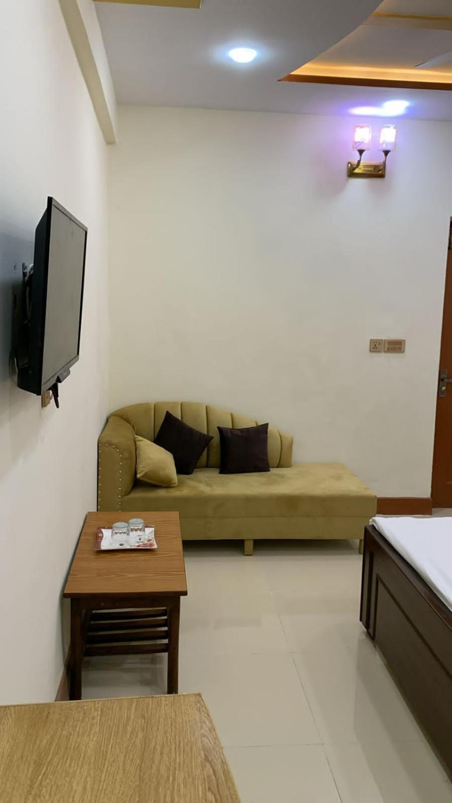 Hotel Al Markaz Islamabad Esterno foto